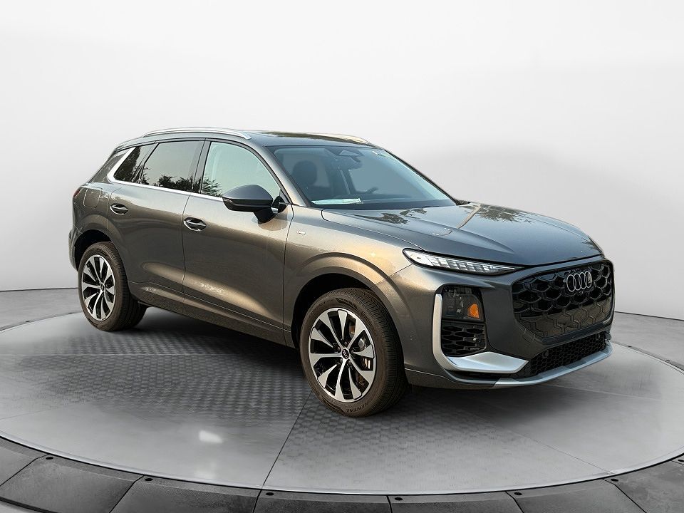 2026 AUDI Q3