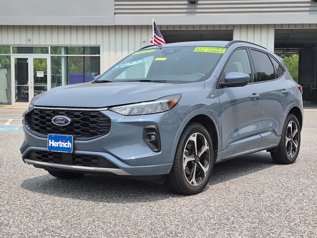 2023 FORD Escape