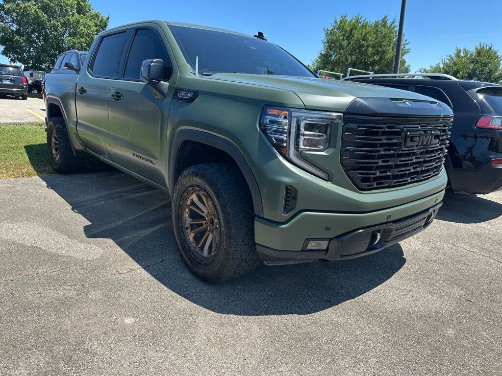 2023 GMC Sierra