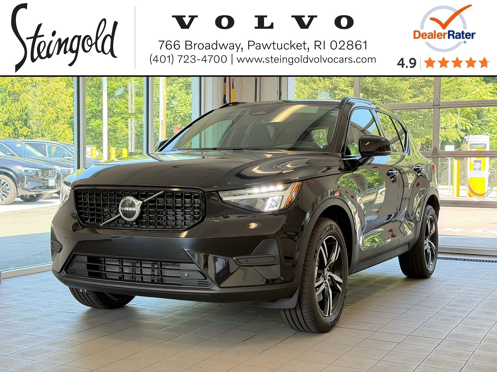 2026 VOLVO XC40