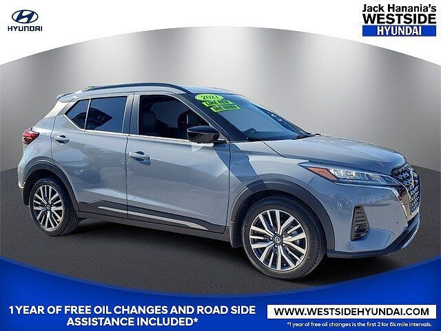 2021 NISSAN Kicks