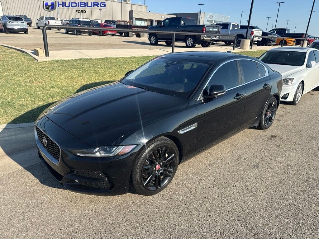 2020 JAGUAR XE