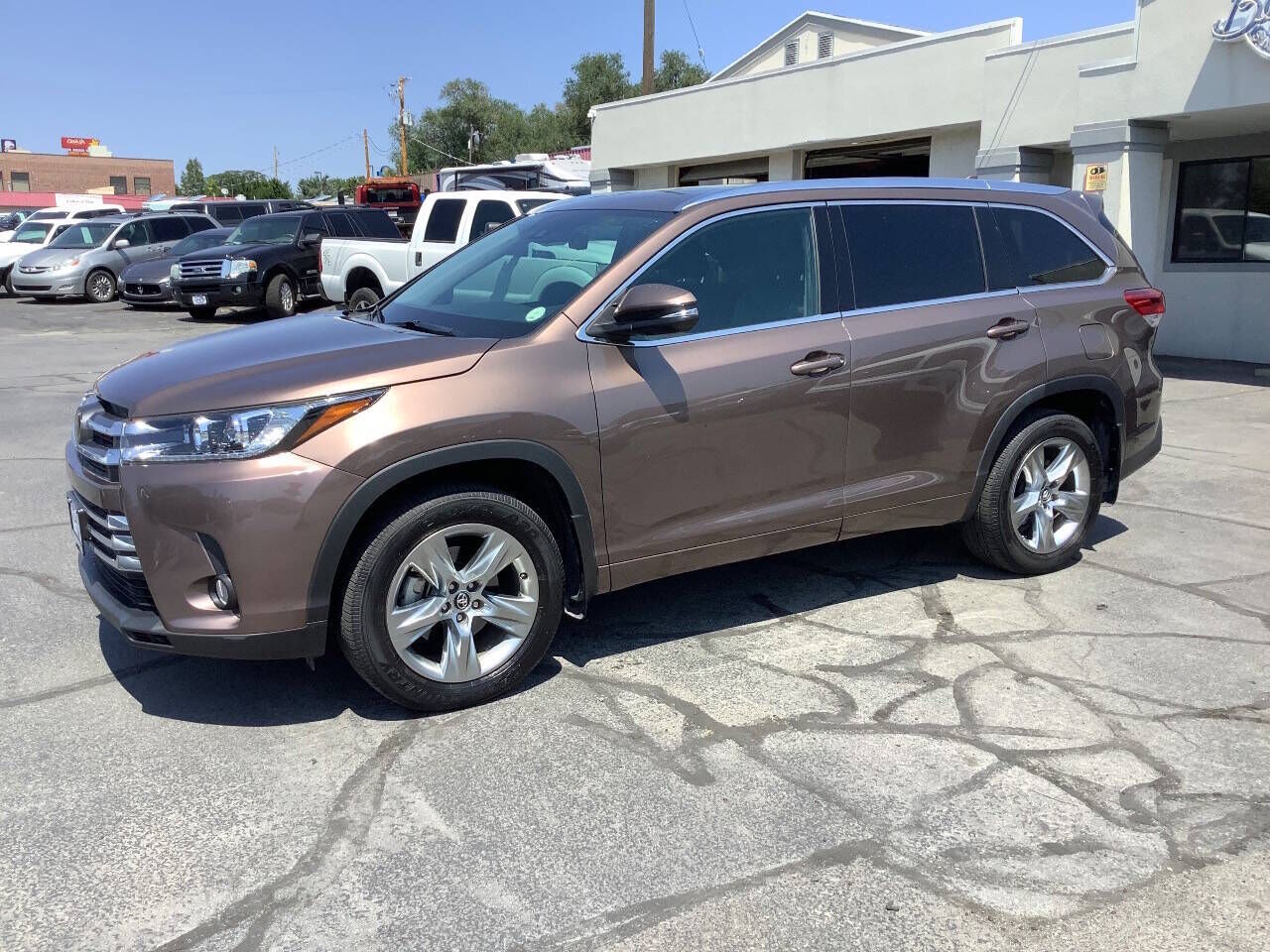 2017 TOYOTA Highlander