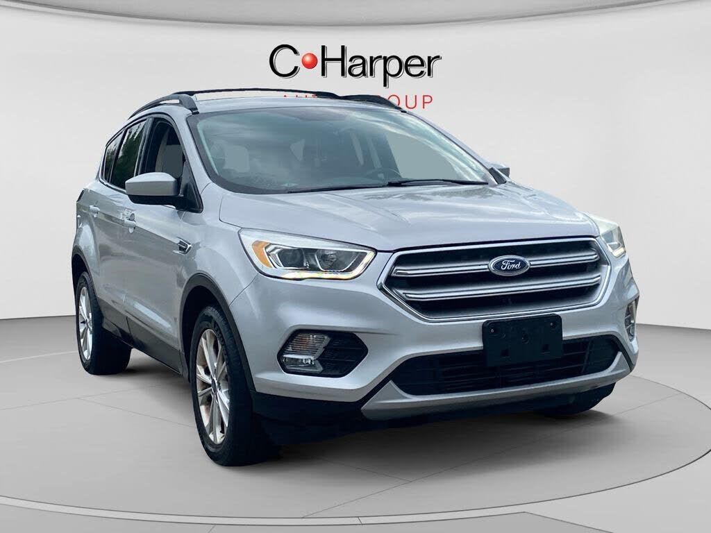2017 FORD Escape