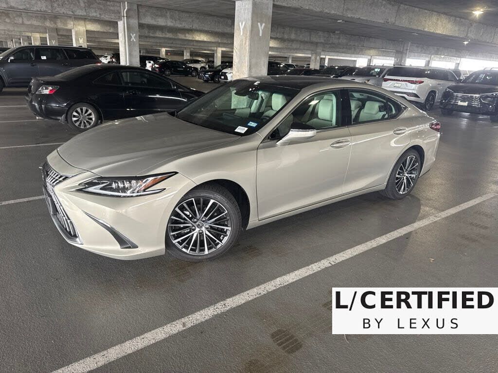 2025 LEXUS ES