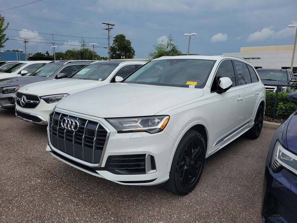2022 AUDI Q7