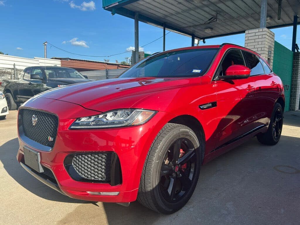 2018 JAGUAR F-Pace