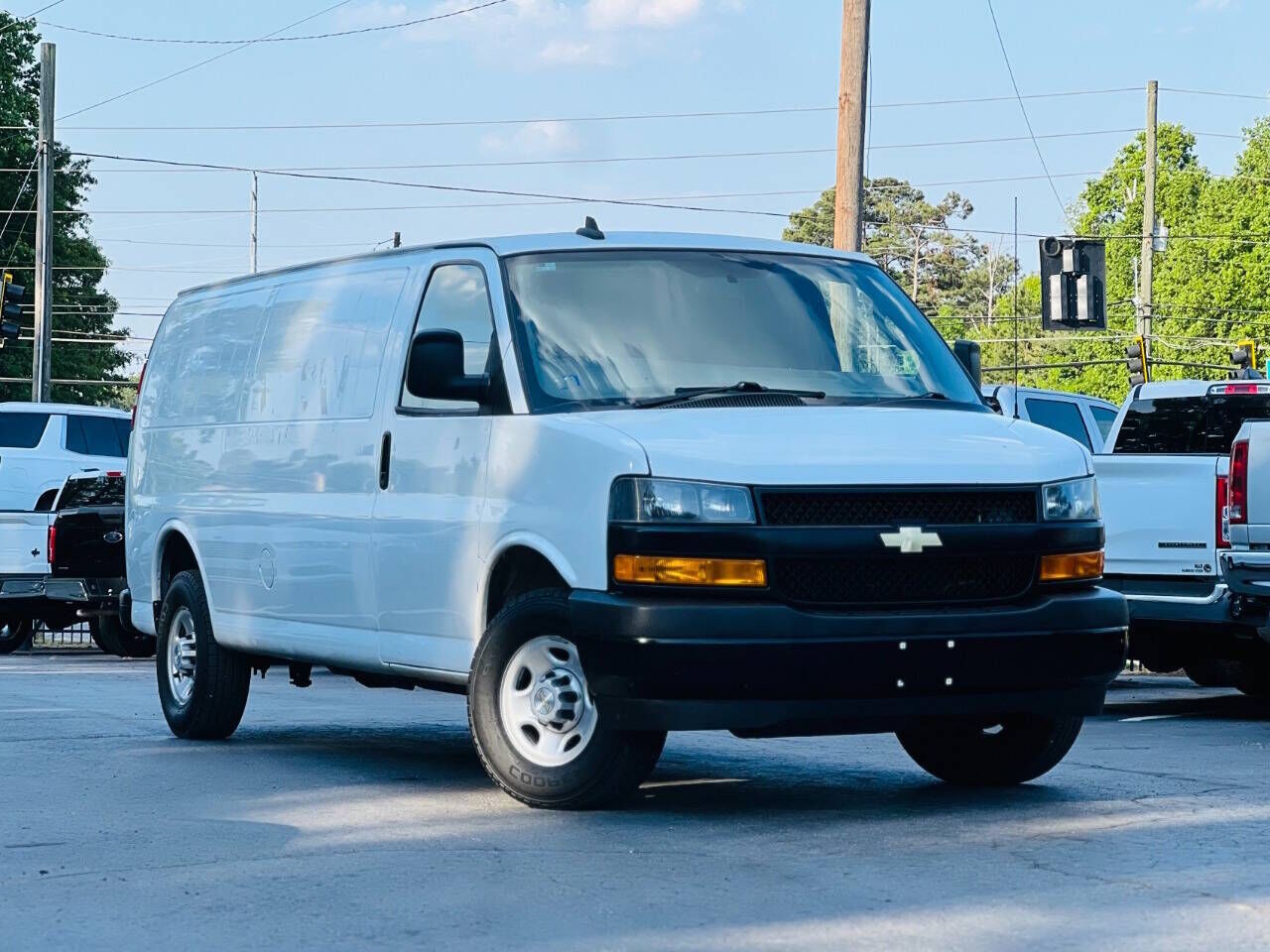 2022 CHEVROLET Express