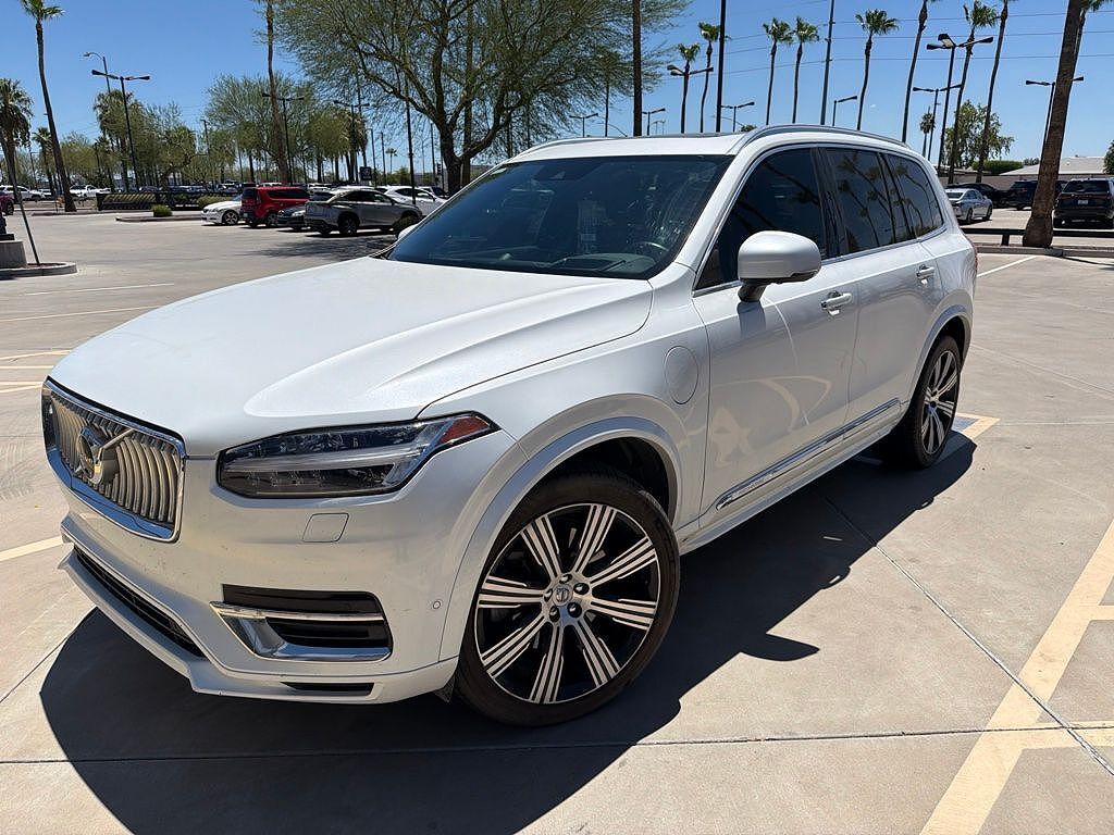 2021 VOLVO XC90