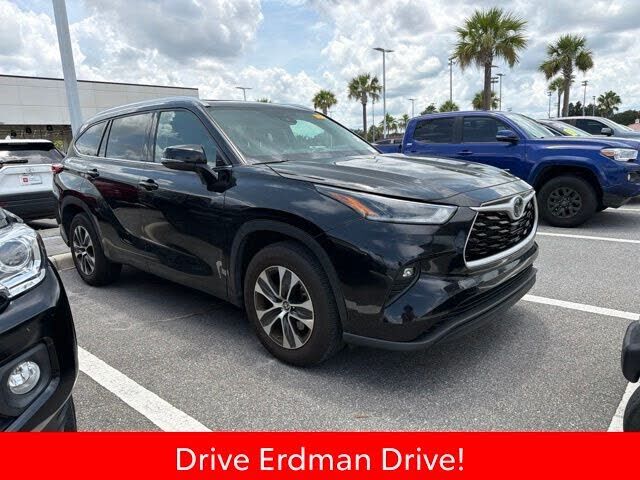 2021 TOYOTA Highlander