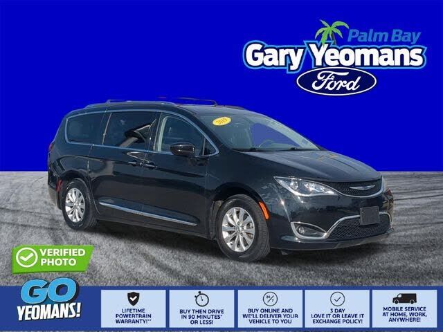 2019 CHRYSLER Pacifica