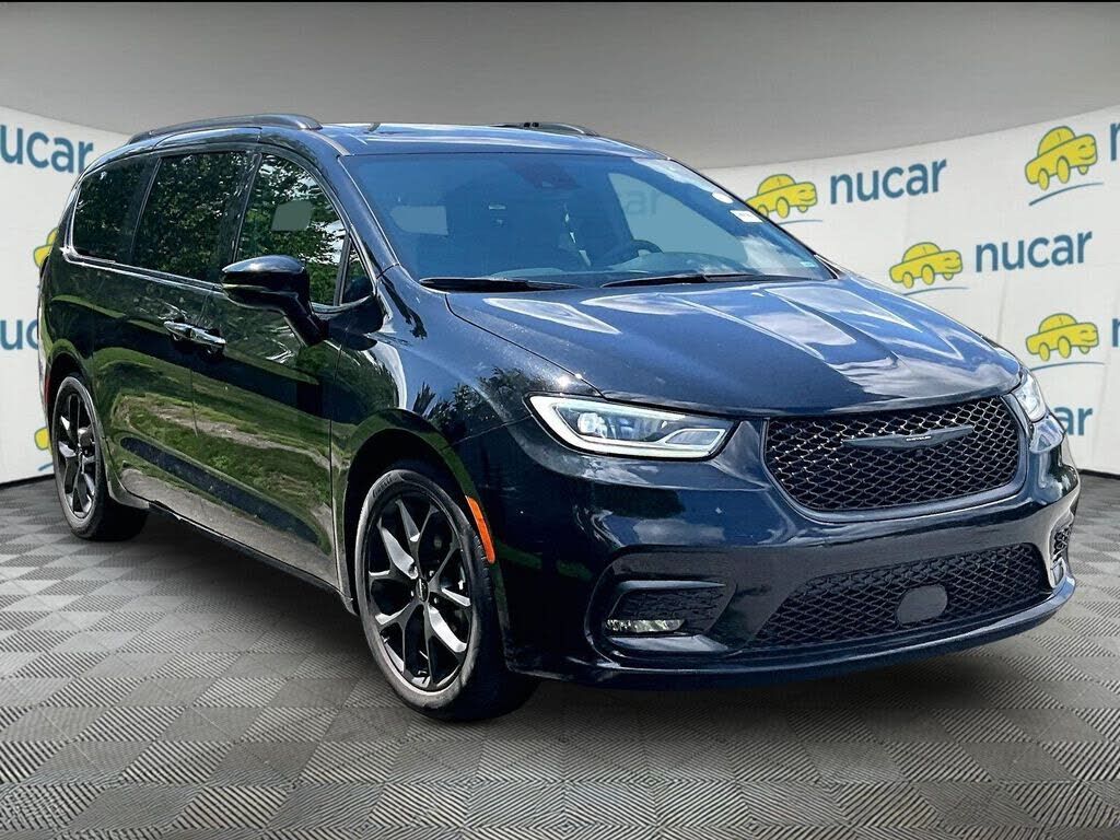 2025 CHRYSLER Pacifica