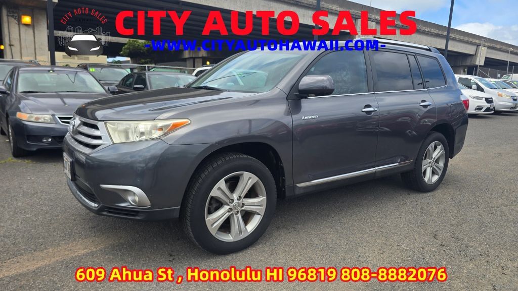 2013 TOYOTA Highlander