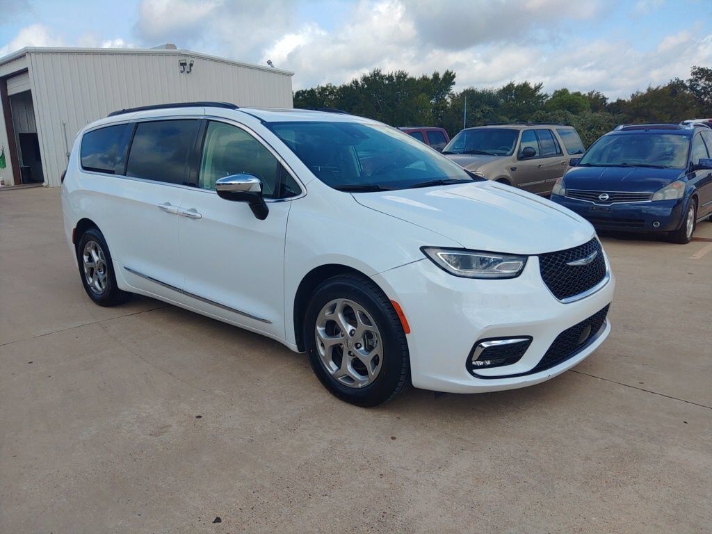 2023 CHRYSLER Pacifica