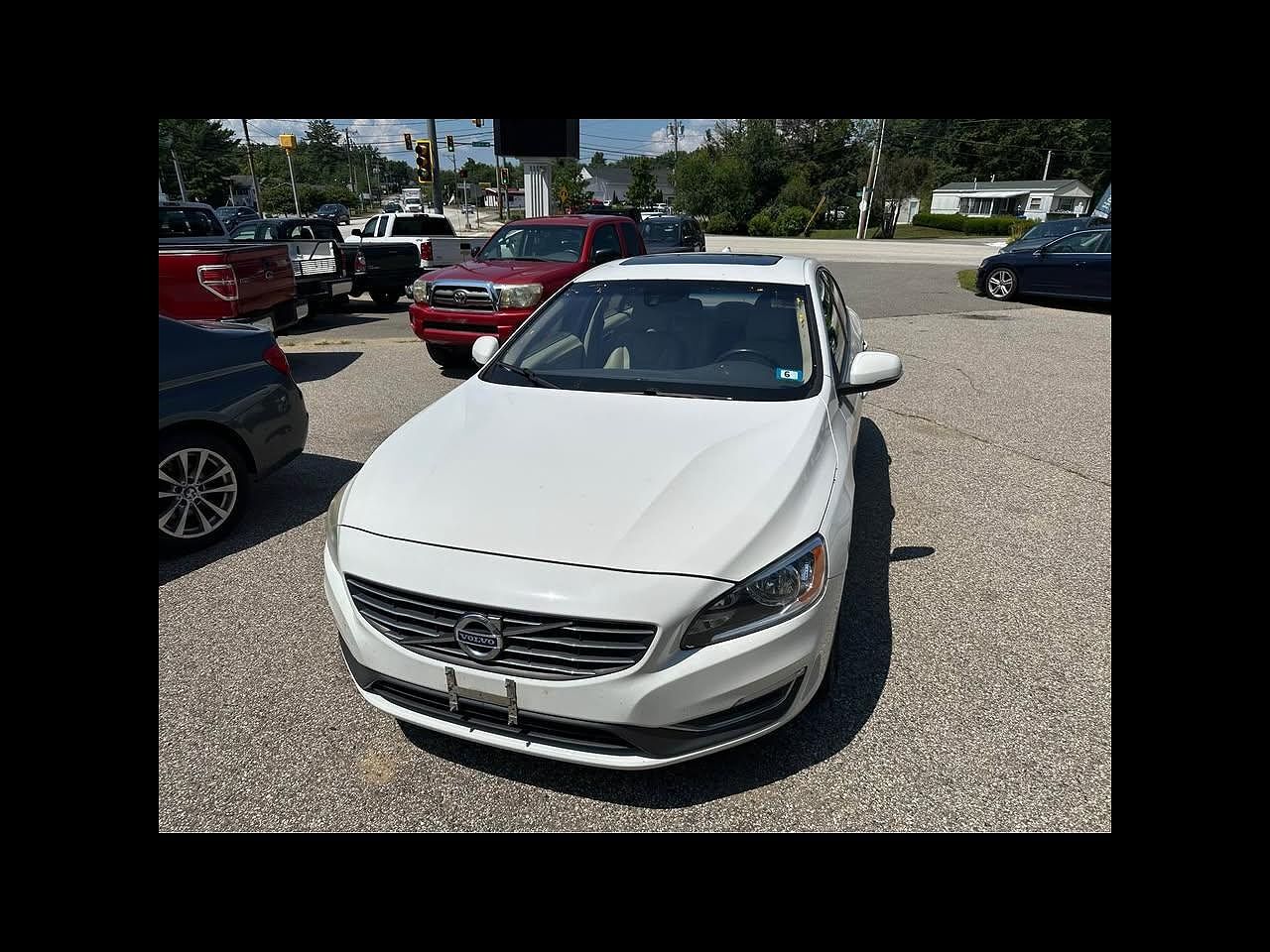 2015 VOLVO S60