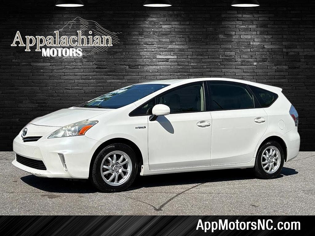 2013 TOYOTA Prius