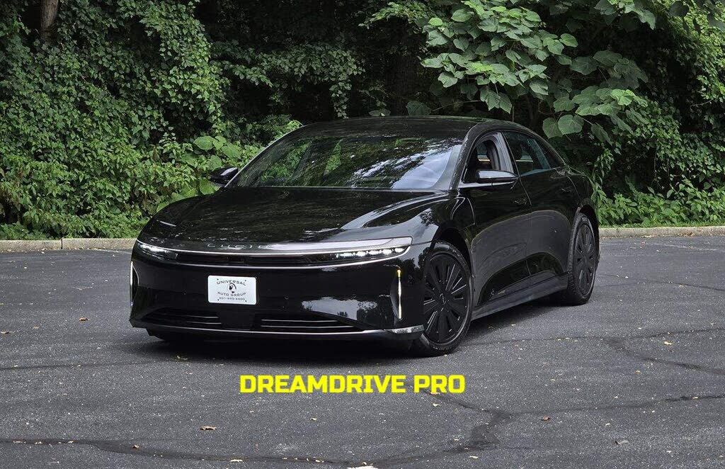 2025 LUCID Air