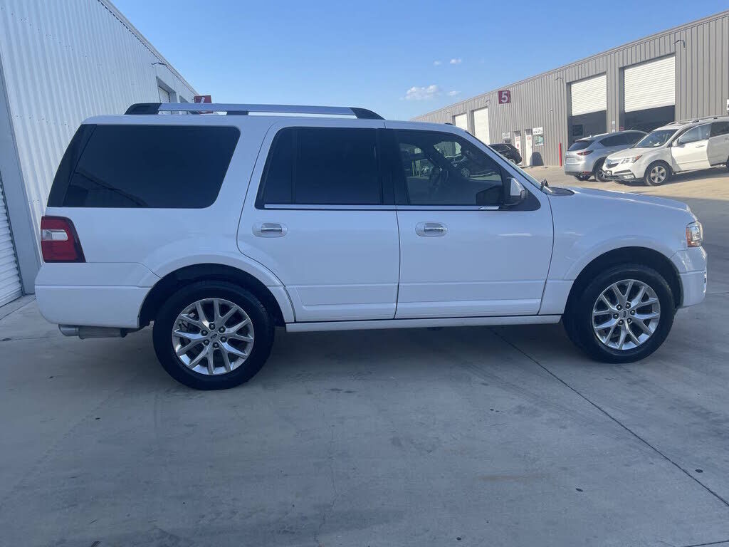 2017 FORD Expedition