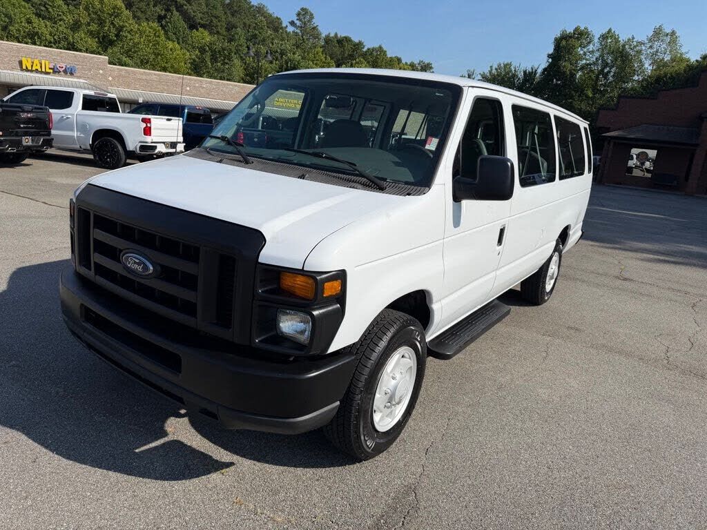 2008 FORD E-350