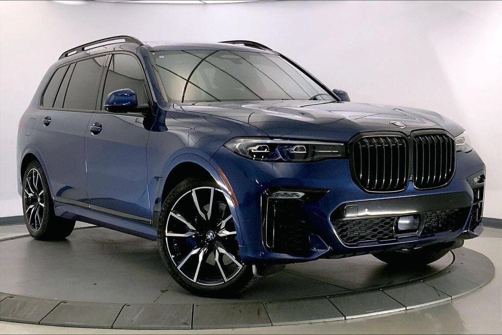 2021 BMW X7