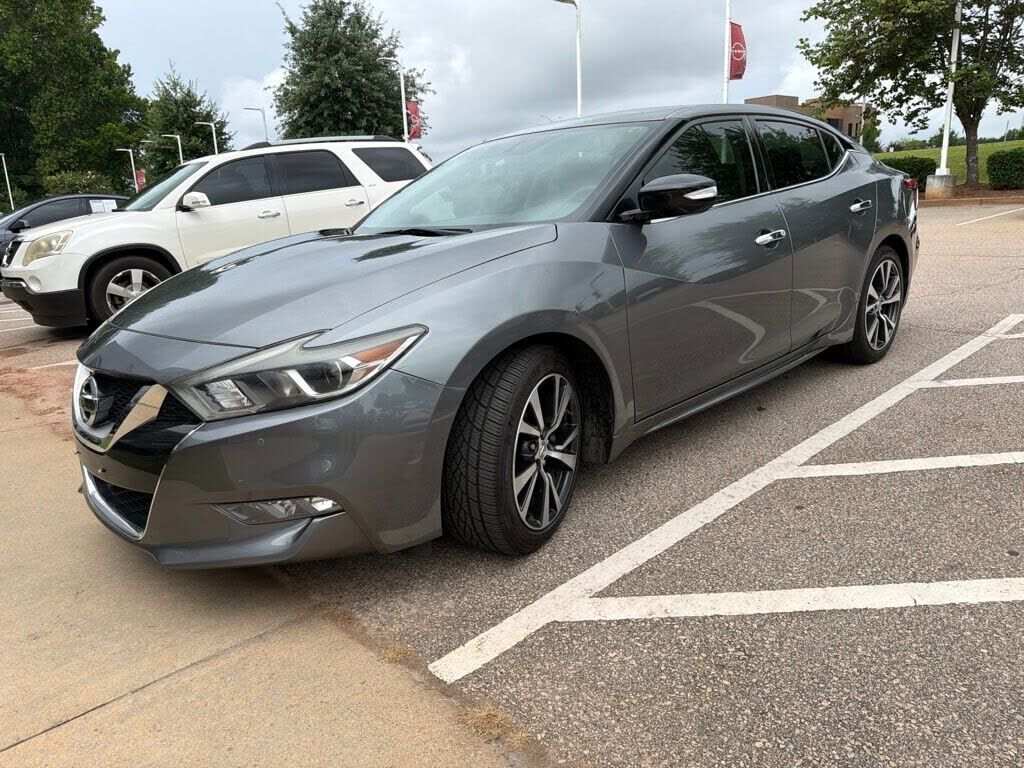 2017 NISSAN Maxima