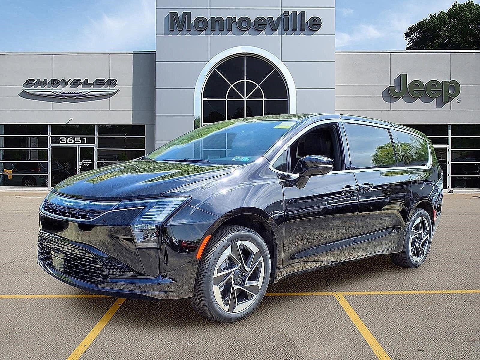 2027 CHRYSLER Pacifica