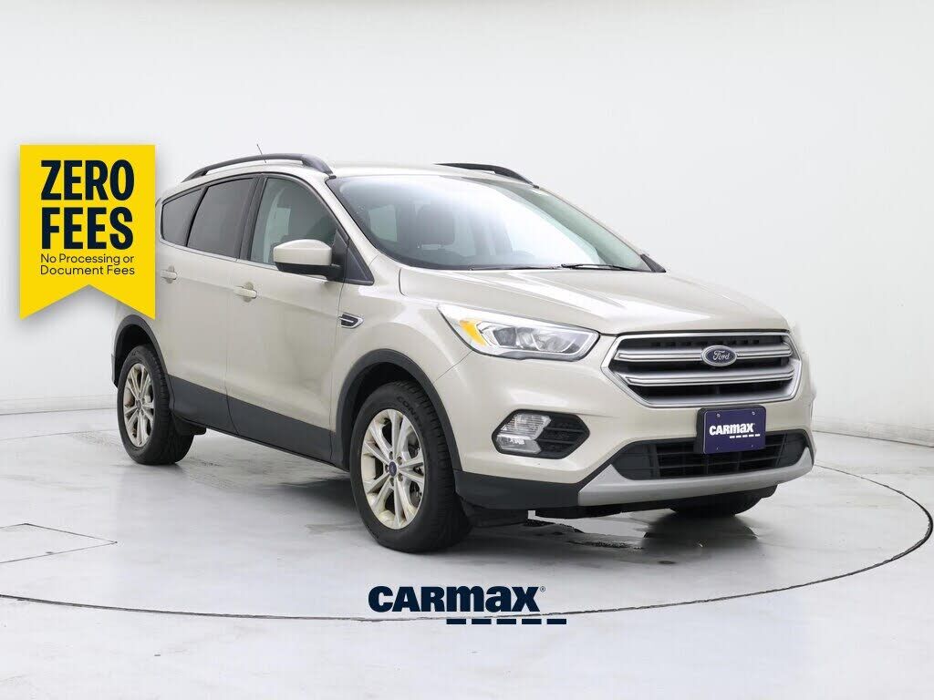 2017 FORD Escape