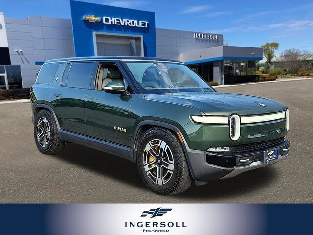 2023 RIVIAN R1S
