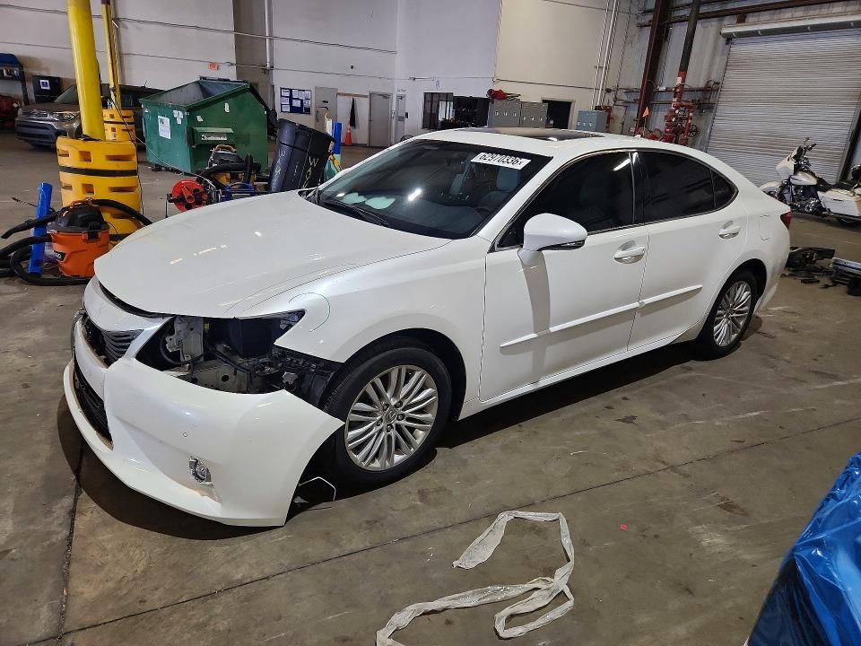 2014 LEXUS ES