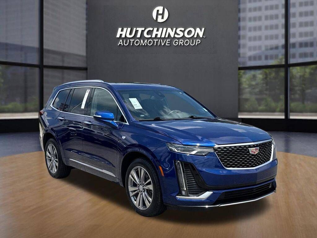 2025 CADILLAC XT6