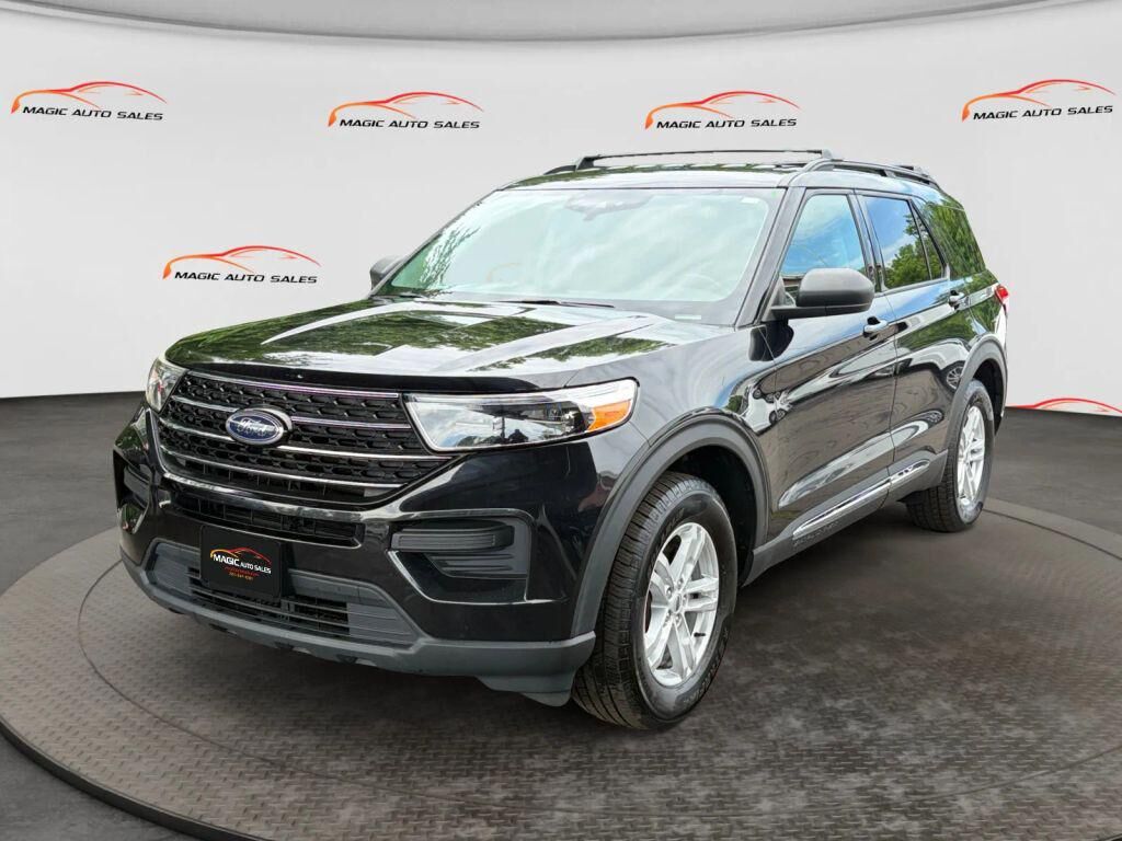 2021 FORD Explorer