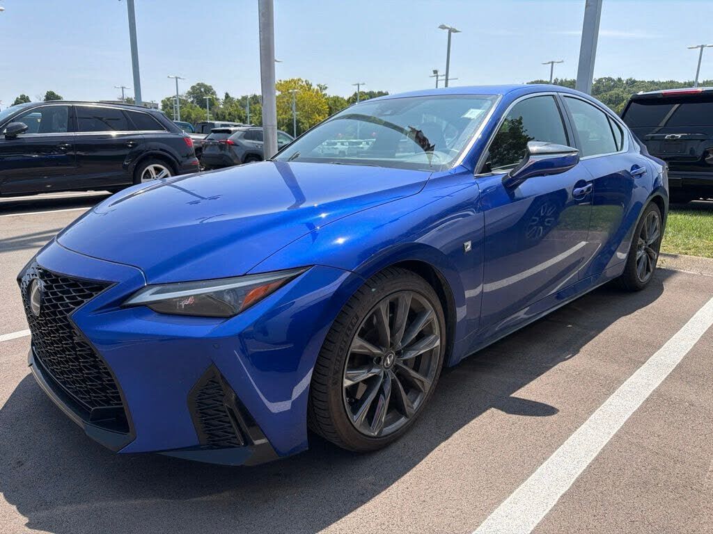 2024 LEXUS IS
