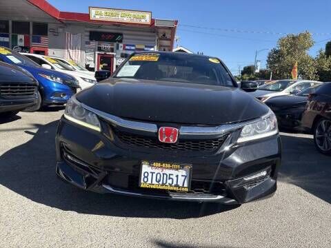 2017 HONDA Accord