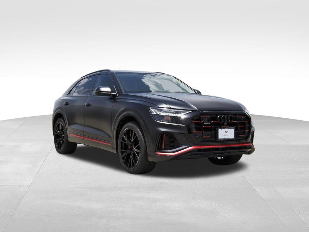 2022 AUDI Q8