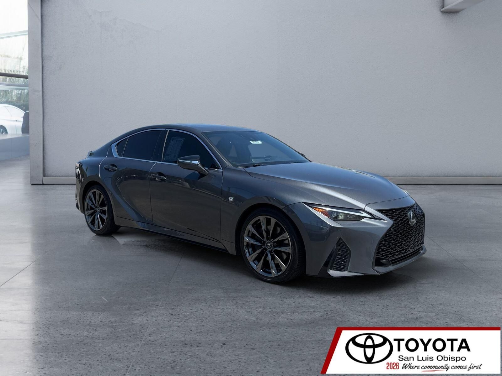 2023 LEXUS IS