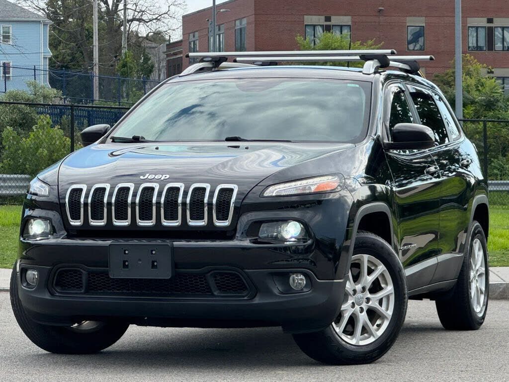 2017 JEEP Cherokee