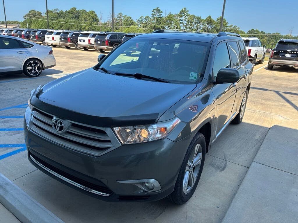 2011 TOYOTA Highlander