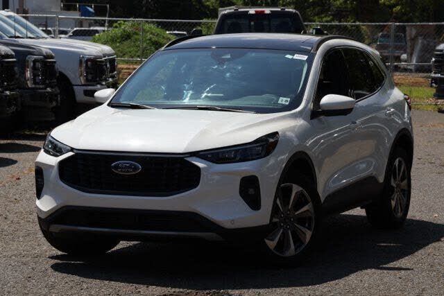 2024 FORD Escape
