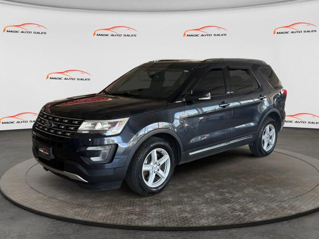 2017 FORD Explorer