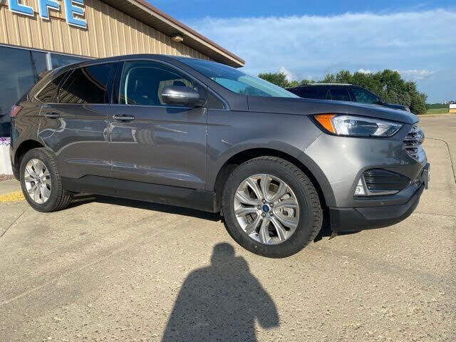 2022 FORD Edge