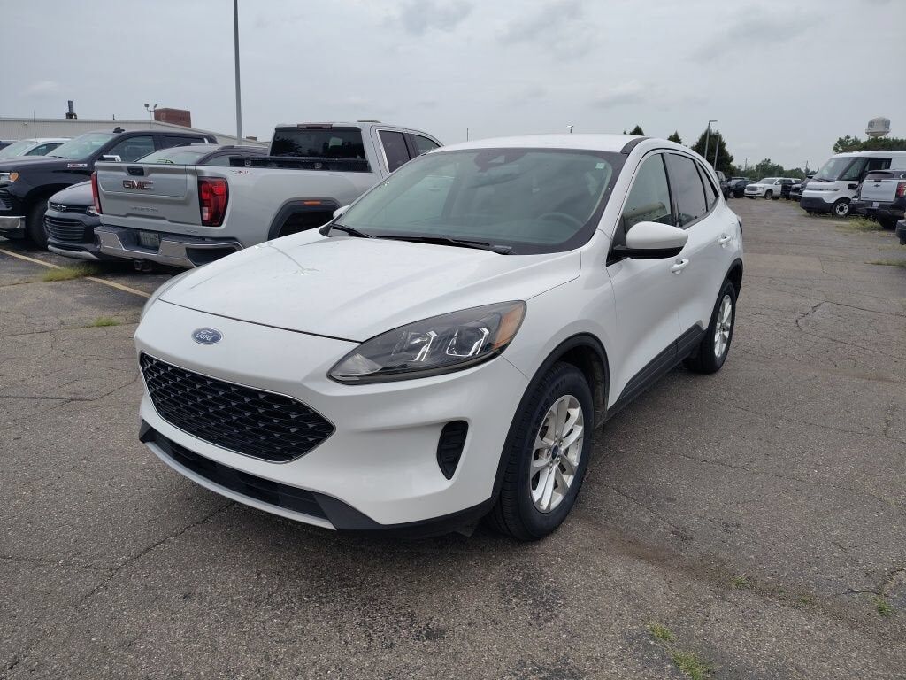 2020 FORD Escape