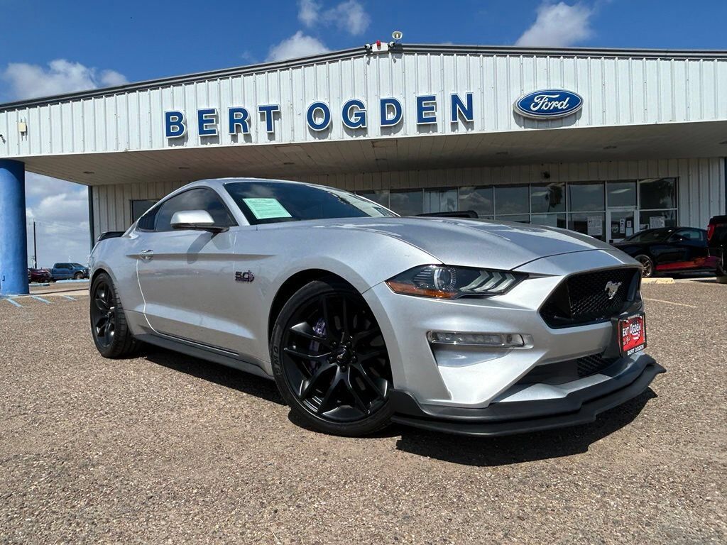 2018 FORD Mustang