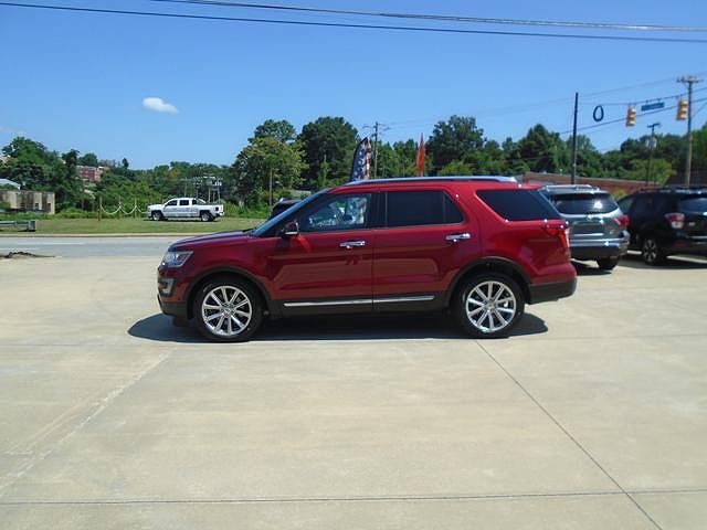 2017 FORD Explorer
