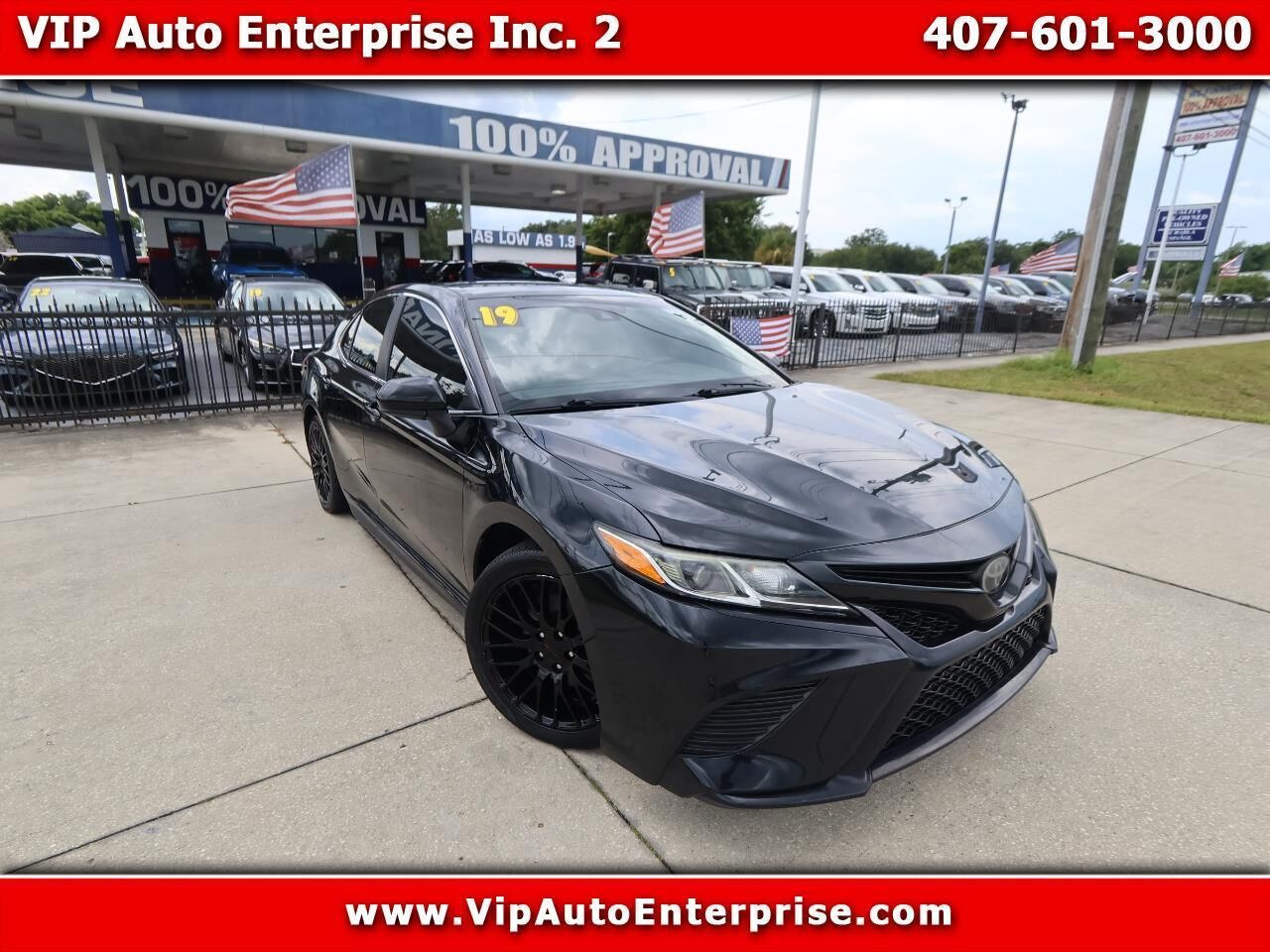 2019 TOYOTA Camry