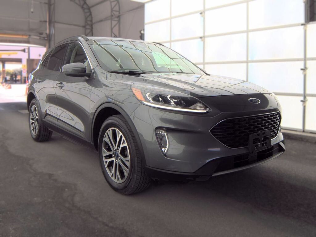 2021 FORD Escape