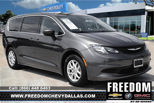 2023 CHRYSLER Voyager