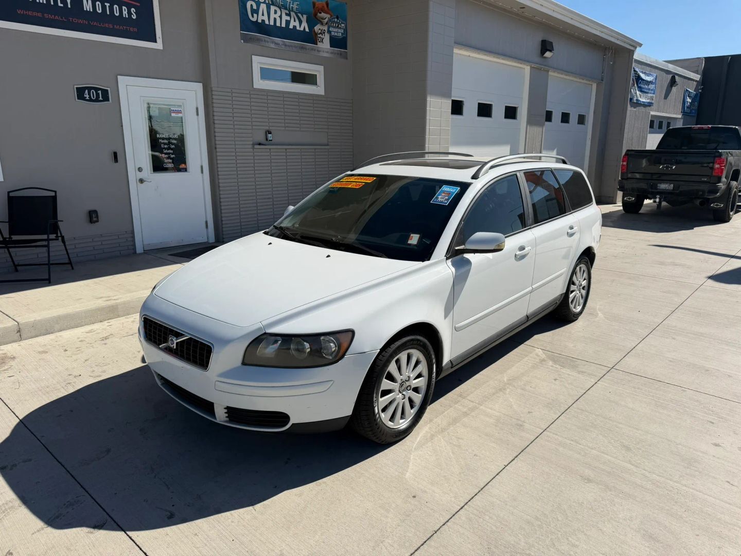 2005 VOLVO V50
