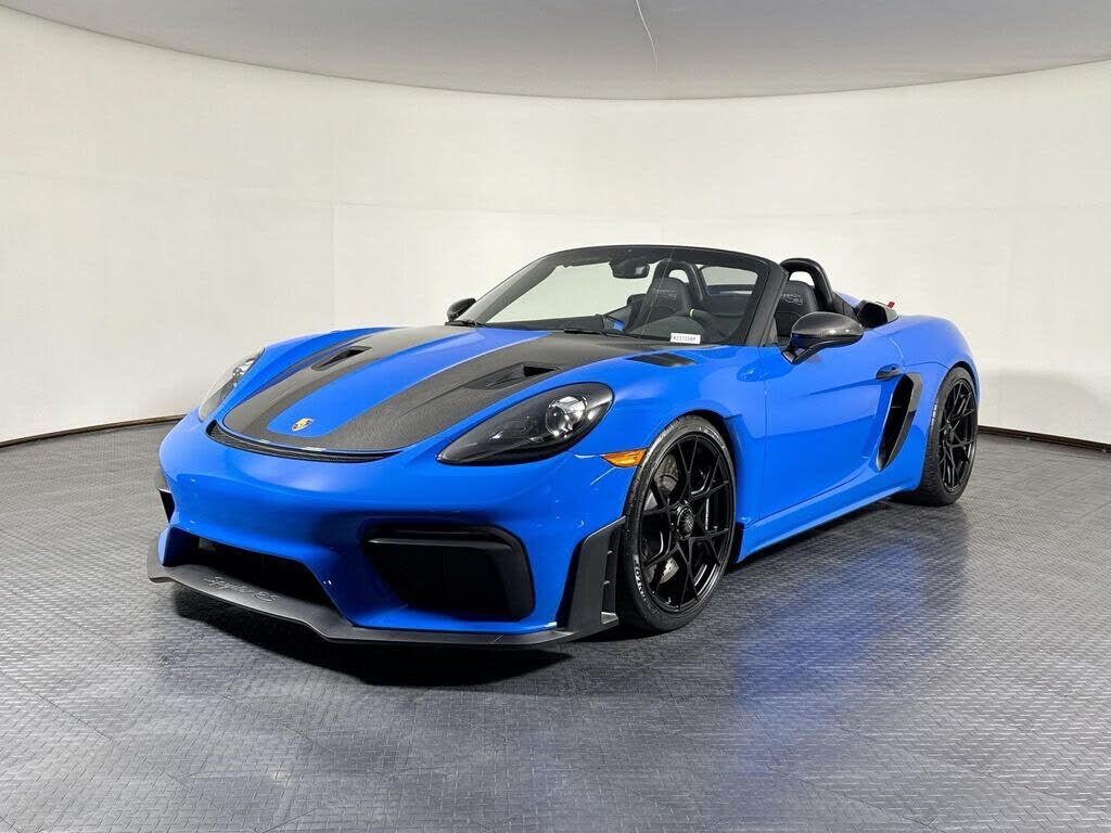 2025 PORSCHE 718