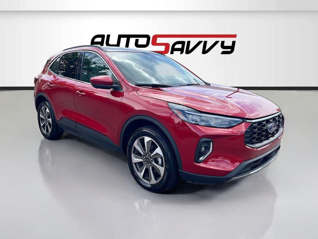 2025 FORD Escape
