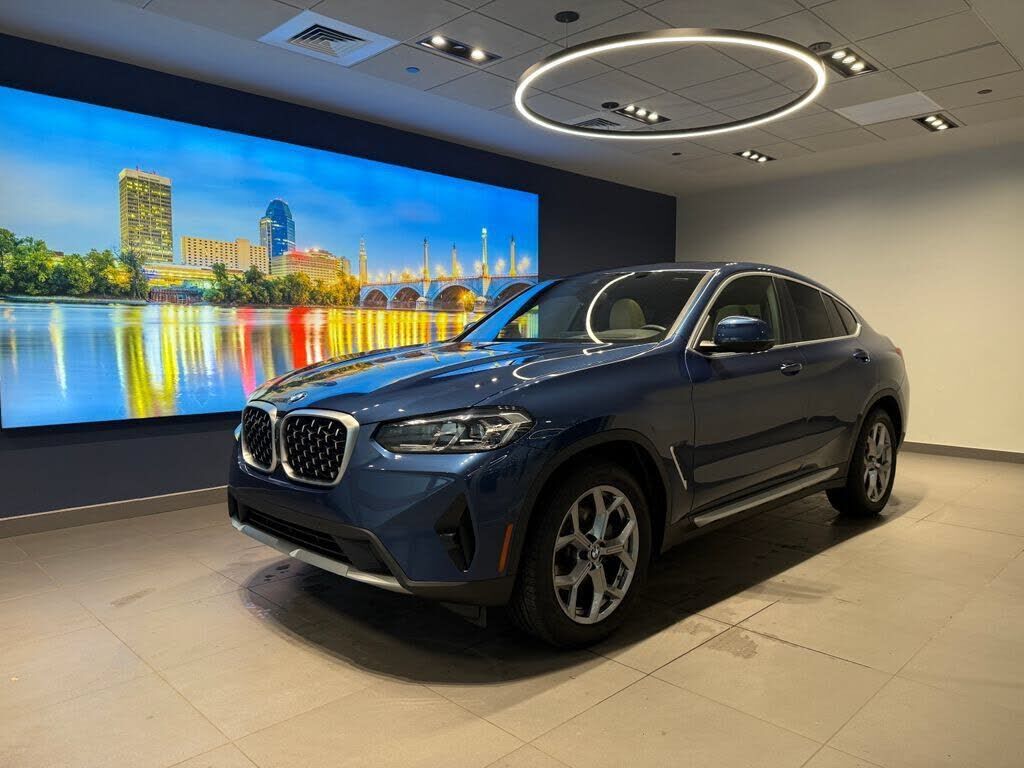 2025 BMW X4